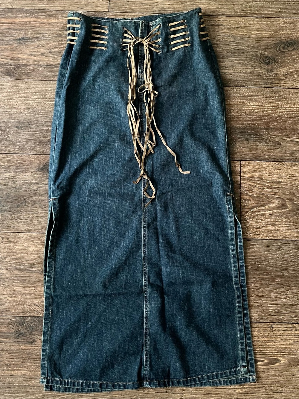 Vintage y2k SQUEEZE lace up boho country artsy denim maxi skirt size 5/6 28”